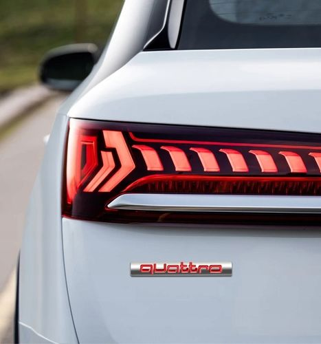 Emblemat Znaczek Napis Logo Quattro Audi Q3 Lifting Naklejka na Samochód 3D na Arena.pl