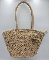 Maxfly - modna torebka koszyk pleciony pompony brązowy L0101