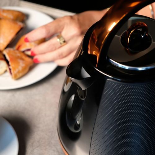 Czajnik elektryczny BEZPRZEWODOWY Eldom C315C 2200W czarny na Arena.pl