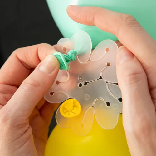 Klips do balonów Kwiatek łącznik 2 szt na Arena.pl