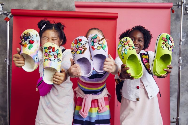 Dziecięce Buty Chodaki Crocs Classic Character 209695 Clog 33-34 zdjęcie 9