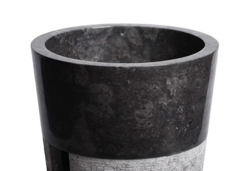 Umywalka marmurowa z postumentem na Arena.pl