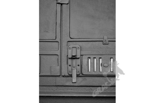 DRZWI B07 - 68X72 CM + TERMOMETR 0-250°C ŻELIWNE DO WĘDZARNI CHLEBOWE na Arena.pl