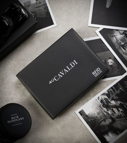 klasyczny portfel męski z eleganckimi przeszyciami - cavaldi na Arena.pl