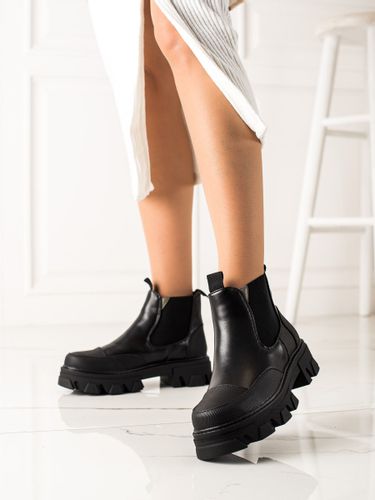 Nike EBERNON MID 100 r.43 na Arena.pl