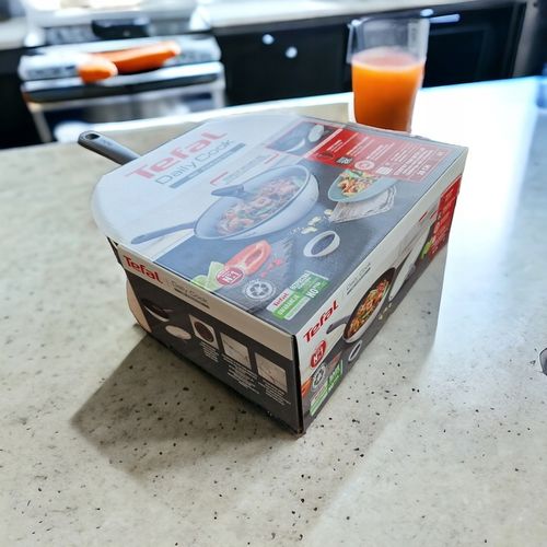 PATELNIA WOK + pokrywka TEFAL G73099 DAILY COOK 28cm INDUKCJA na Arena.pl