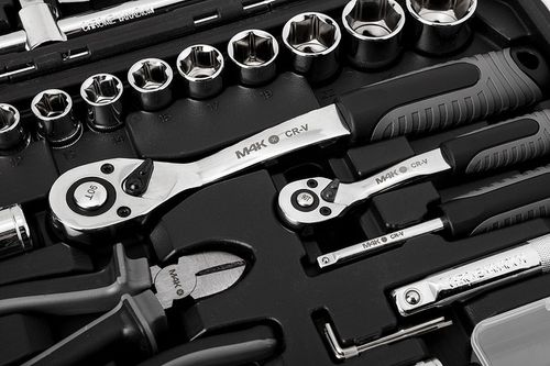 Zestaw Narzędzi NEO TOOLS M4K Garage, 90 el. Klucze Nasadowe Walizka na Arena.pl