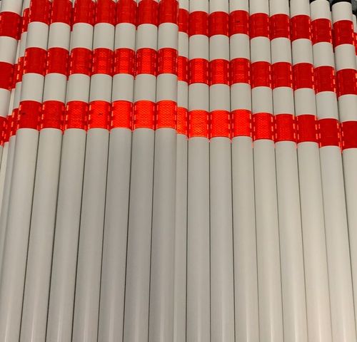 Słupki parkingowe drogowe odblaskowe z podstawą słupek odblask 3M na Arena.pl