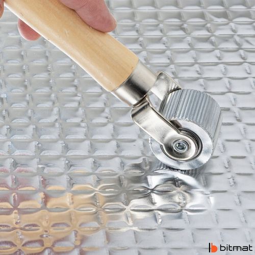 Rolka dociskowa fazowana do mat butylowych wałek z drewnianą rączką na Arena.pl