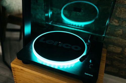 Gramofon LENCO LS-50LEDBK z głośnikami LED USB napęd pasowy 33, 45 i 78 obr na Arena.pl
