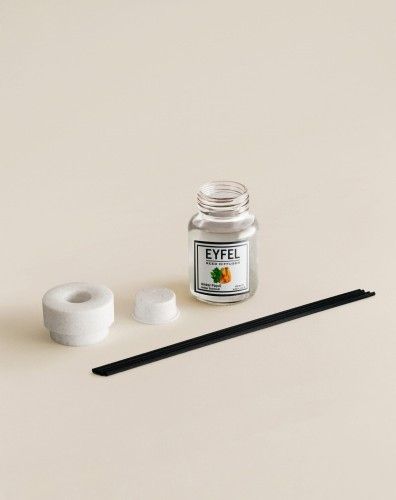 Eyfel - odświeżacz powietrza w formie patyczków Bursztyn i Paczuli 120ml na Arena.pl