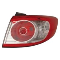 LAMPA TYLNA PRAWA HYUNDAI SANTA FÉ II 2006 2007 2008 2009 2010 2011 2012