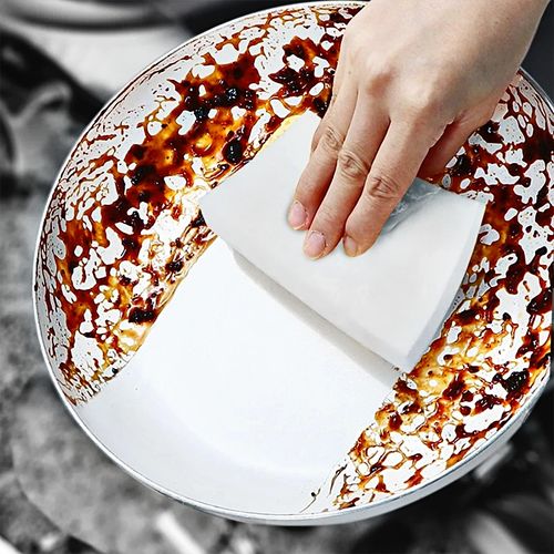 MAGICZNA GĄBKA DO CZYSZCZENIA PLAM USUWA BRUD na Arena.pl