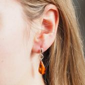 Kolczyki wiszące sztyfty - koniakowy Bursztyn krople i srebro 2