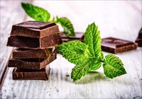 Fototapeta do kuchni czekolada liście 130x80 FLIZ