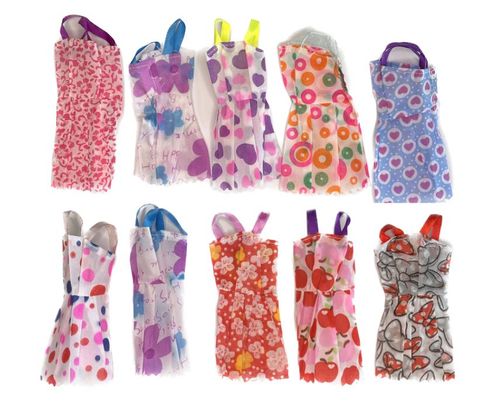 UBRANKA SUKIENKI AKCESORIA DLA LALEK ZESTAW na Arena.pl