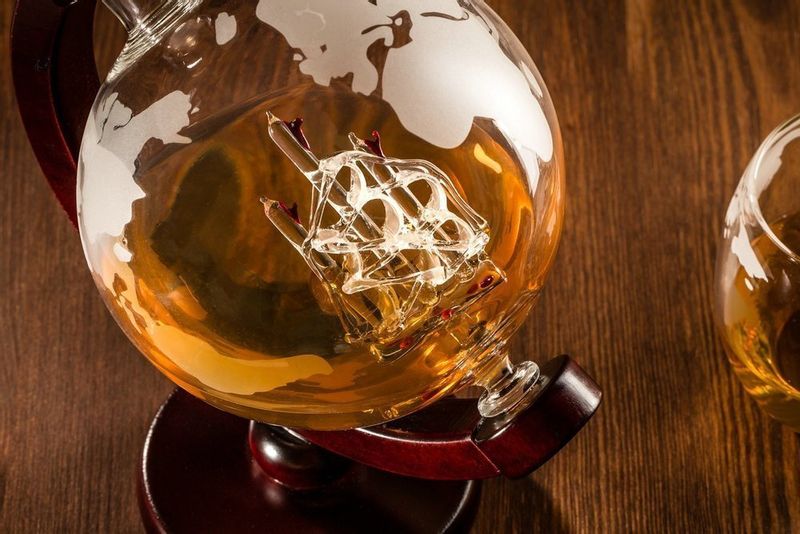 KARAFKA GLOBUS + DWIE SZKLANKI zdjęcie 5