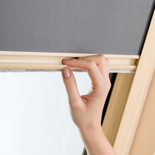 ROLETA DACHOWA ZACIEMNIAJĄCA TERMO NA WYMIAR FAKRO VELUX OPTILIGHT 78x140 na Arena.pl