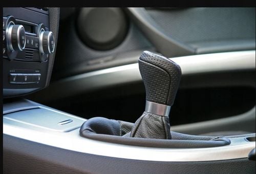 GAŁKA DŹWIGNIA ZMIANY BIEGÓW DO BMW E90 E46 E91 E60 E61 E87 6-BIEGOWA M na Arena.pl