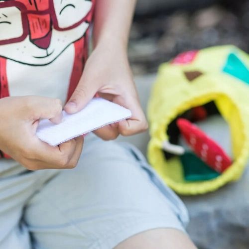 Fakturowe poduszeczki na Arena.pl