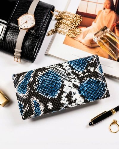 duży portfel damski o fakturze imitującej skórę węża - 4u cavaldi na Arena.pl