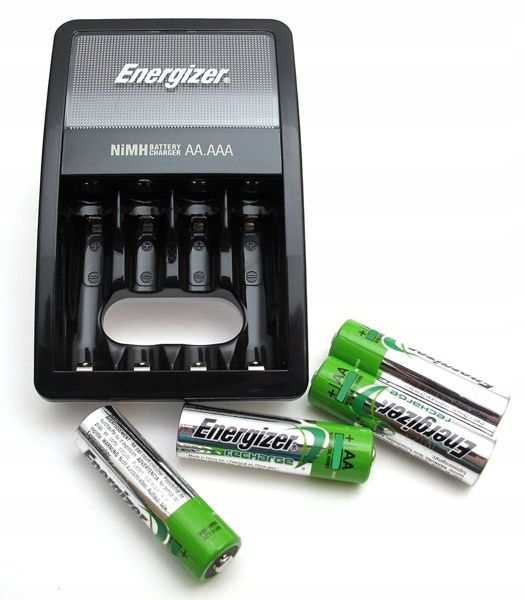 ŁADOWARKA ENERGIZER MAXI + 4 x R6 AA 2000mAh zdjęcie 2