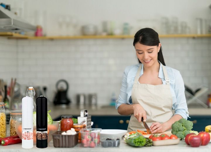 2X MŁYNEK DO PIEPRZU SOLI ELEKTRYCZNY BIAŁY CZARNY zdjęcie 6