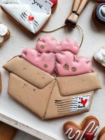 CIASTKO PACZKA Z BALONAMI W PUDEŁKU