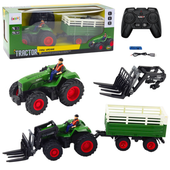ND24_21208 Traktor Rolniczy Z Przyczepa i Widlami