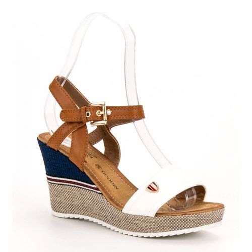 Modne Sandałki r.38 na Arena.pl