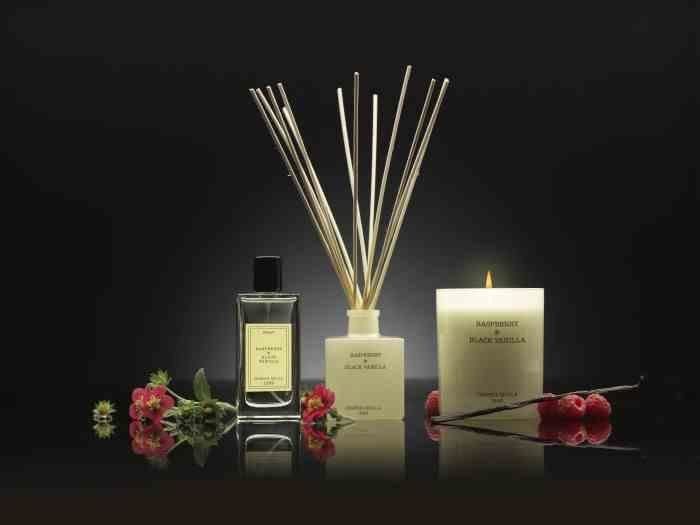 Świeca Premium 230gr Raspberry and Black Vanilla zdjęcie 2