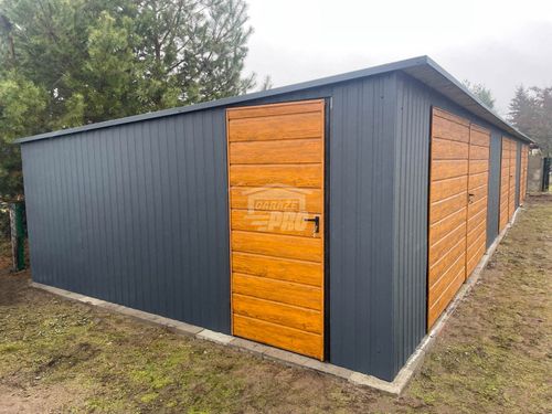 Rząd garaży Garaż blaszany 18x5m 3x brama dwuskrzydłowa drzwi dach GP525 na Arena.pl