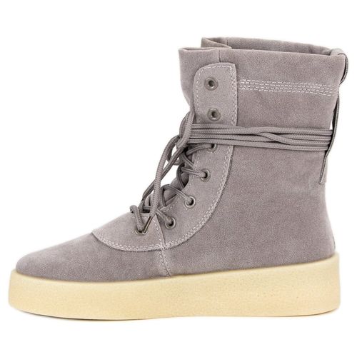 Sznurowane botki r.39 na Arena.pl