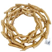 Wianek dekoracyjny z patyków