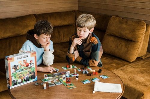 Gra planszowa RAVENSBURGER Minecraft Uratuj wioskę na Arena.pl