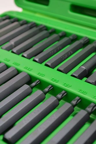 ZESTAW BITÓW KOŃCÓWEK TORX IMBUS SPLINE RIBE SQ 60 EL TOPTUL GCAI6003 na Arena.pl