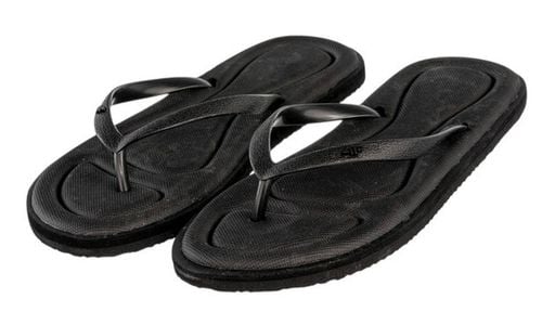 Japonki Damskie 4F Buty Na Basen Plażę (4FSS23FFLIF067) 36 na Arena.pl