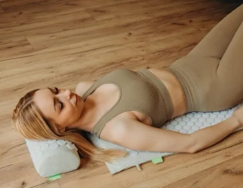 MATA ZDROWOTNA DO AKUPRESURY Z KOLCAMI + PODUSZKA na Arena.pl