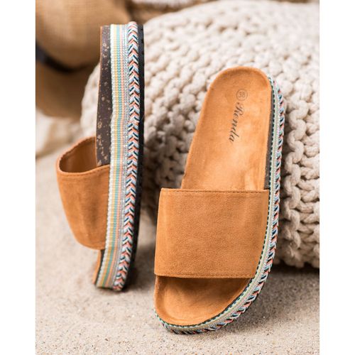 Klapki Na Platformie r.37 na Arena.pl