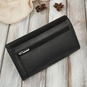 klasyczny portfel damski skórzany w orientacji poziomej