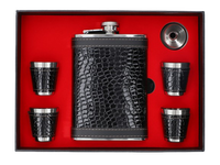 Zestaw Prezentowy Piersiówka + 4 Kieliszki Obszyte Skórą na Prezent Gentelo