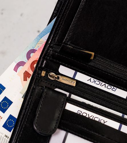 pionowy portfel męski z zasuwanym schowkiem — rovicky na Arena.pl