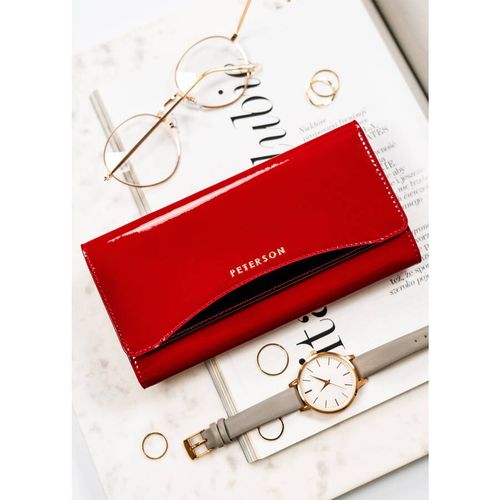 lakierowany, duży portfel damski w kolorze czerwonym z systemem na Arena.pl