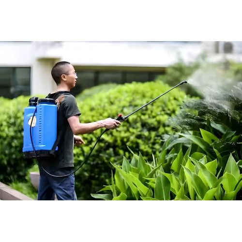 OPRYSKIWACZ PLECAKOWY MULTIGARDEN 16L CZTERY DYSZE REGULOWANE na Arena.pl