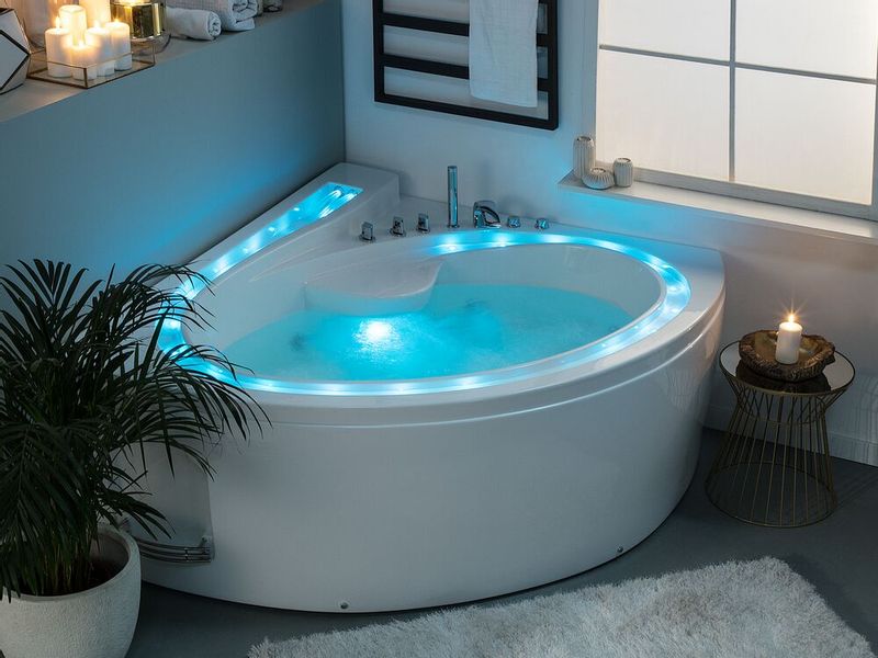 Wanna narożna LED z hydromasażem biała PELICAN zdjęcie 2