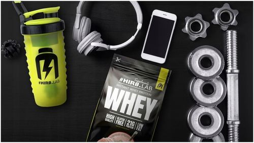 SZEJKER shaker SZCZELNY na siłownię białek 770 ml WBUDOWANY POJEMNIK hiro na Arena.pl