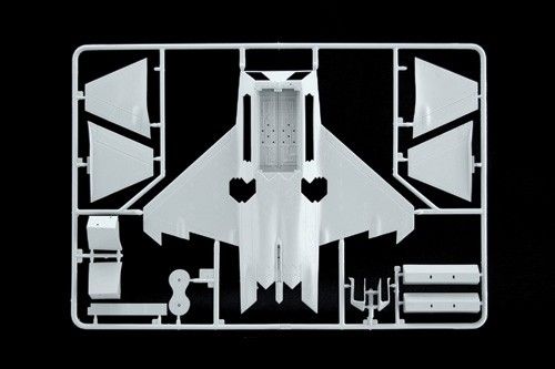 Model Plastikowy F-22 Raptor na Arena.pl