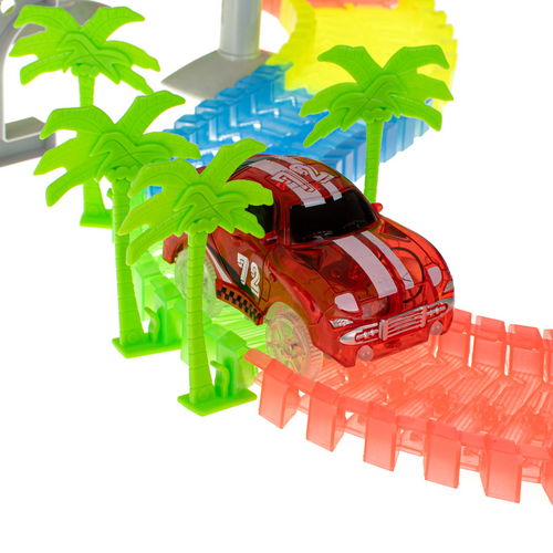 Tor samochodowy + Samochód Luminous Track 211 El. na Arena.pl