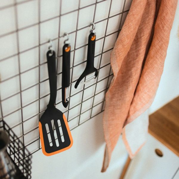 2X FISKARS OBIERACZKA JULIENNE zdjęcie 3