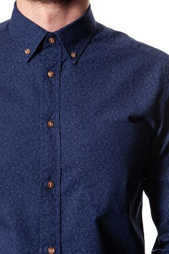 WRANGLER 1PKT BUTTON-DOWN MEDIEVAL BLUE W58831P9I L na Arena.pl